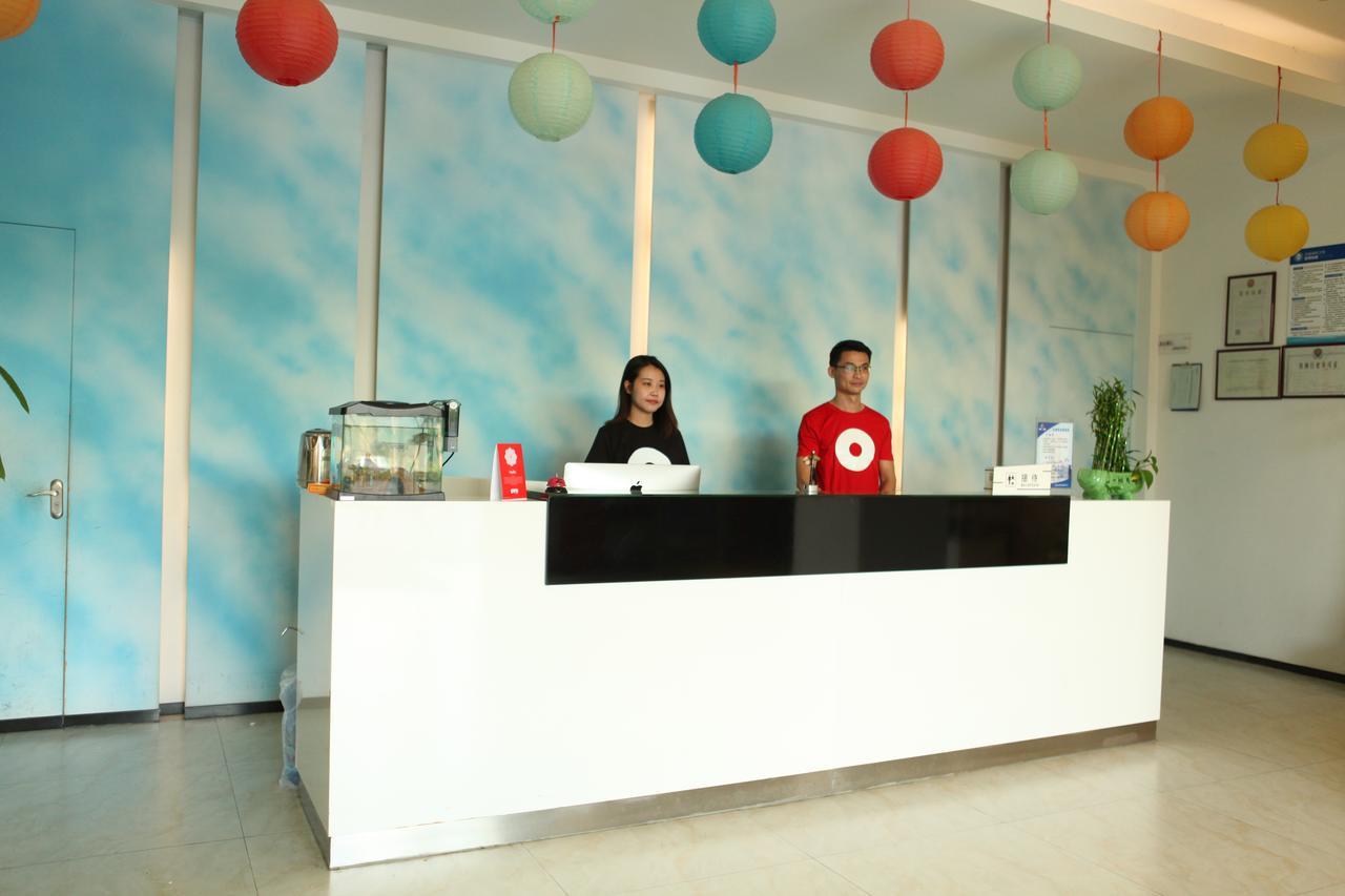 Oyo8001 Tiandi Hotel Šen-čen Exteriér fotografie