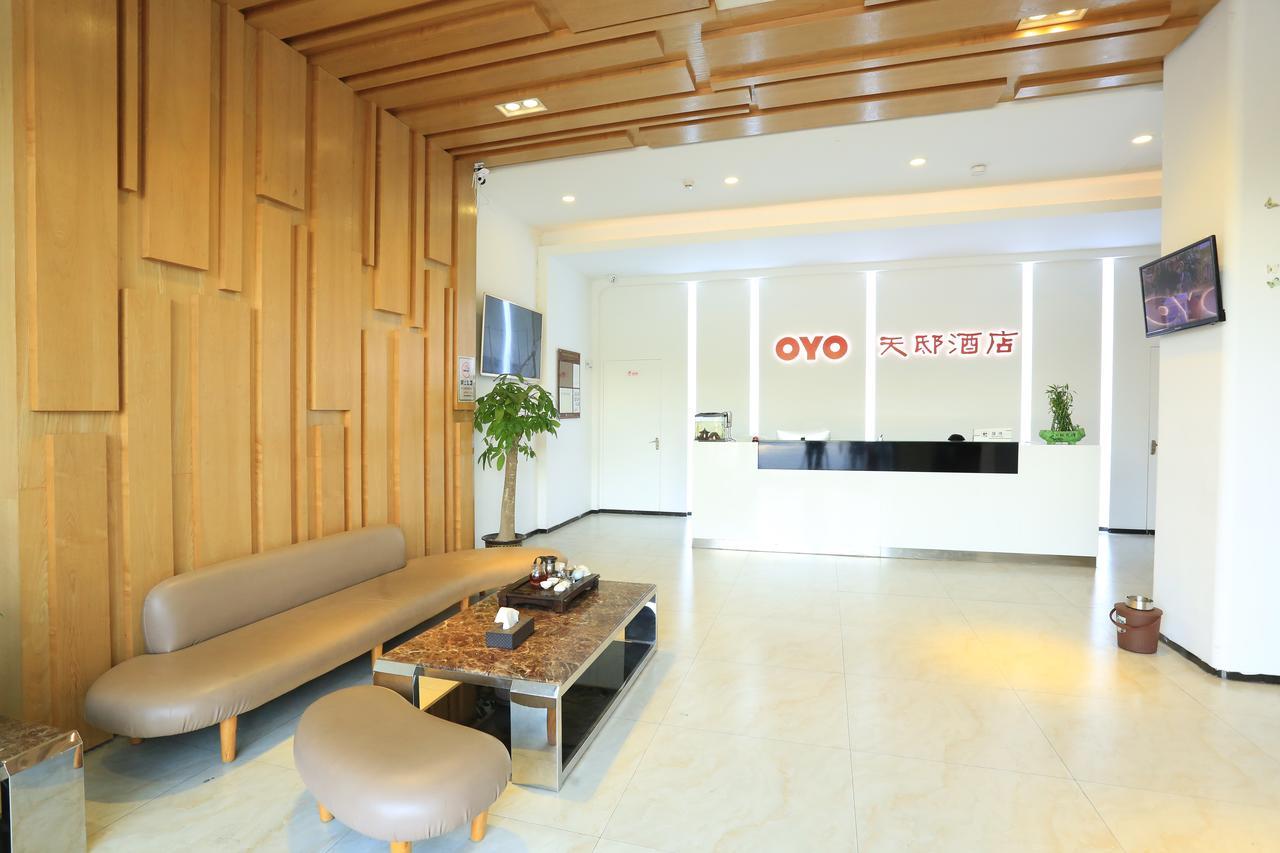 Oyo8001 Tiandi Hotel Šen-čen Exteriér fotografie