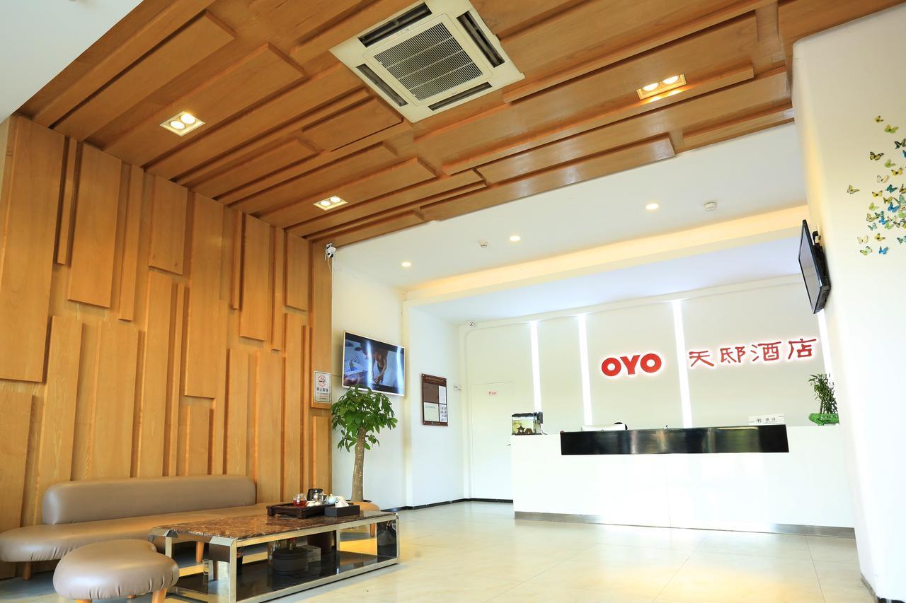 Oyo8001 Tiandi Hotel Šen-čen Exteriér fotografie